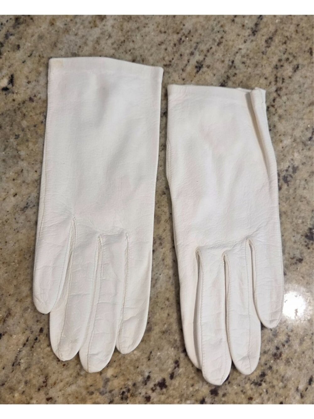 Vintage Womens Size XS S White Soft Leather Formal 8" Short Gloves Wrist Button